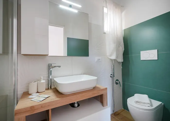 Casa - Merlino 3* باري